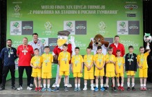 Drużyna SP 11 Suwałki w Finale Turnieju z Podwórka na Stadion o Puchar Tymbarku. Super przygoda