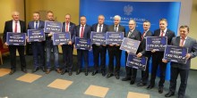 Ponad 65 mln zł z Funduszu Dróg Samorządowych dla gmin powiatu suwalskiego [zdjęcia]