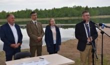 Suwalszczyzna. Trzy strzeżone kąpieliska, to w Krzywem z nową plażą i pomostem [wideo i zdjęcia]