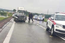 Zderzenie dwóch samochodów na krajowej Ósemce w Żubrynie
