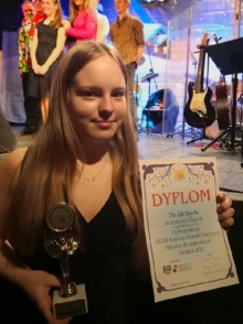 Julia Bigielis wygrała Ogólnopolski Festiwal Piosenki Mikrofon dla Najmłodszych