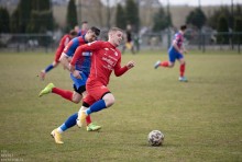 IV Liga. Wigry II Suwałki - Sokół 1946 Sokółka 1:0. Kacper Wełniak ćwiczy skuteczność [zdjęcia]