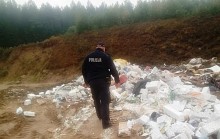 Nielegalne wysypisko śmieci w Jeleniewie. Prokuratura uzupełnia listę zarzutów