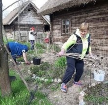 Puńsk. Panie z Koła Gospodyń Wiejskich posprzątały miasteczko [zdjęcia]