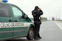 KAS zatrzymała nielegalny transport odpadów. Przewoźnik musi zapłacić 10 tys. zł kary