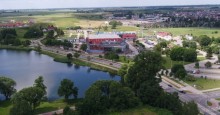 Suwałki. Przy ul. Grunwaldzkiej, między cmentarzem a stadionem, powstanie duży parking