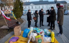 Plac Marii Konopnickiej. Suwałki solidarne z Ukrainą