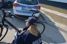 Sezon na rower. Suwalscy policjanci zachęcają do oznakowania jednośladów