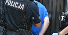 Suwalscy policjanci zatrzymali poszukiwanego mężczyznę