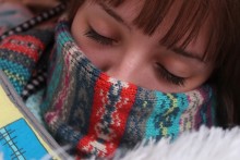 5 porad, jak uporać się z bólem gardła przy przeziębieniu