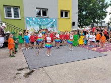 Przedszkole nr 7 w Suwałkach. Dzieci, rodzice i aktorzy na Festynie Ekologicznym [zdjęcia]