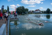 W weekend 3 i 4 sierpnia sportowe wyzwania nad Zalewem Arkadia. Triathlon, aquathlon i swim run fun